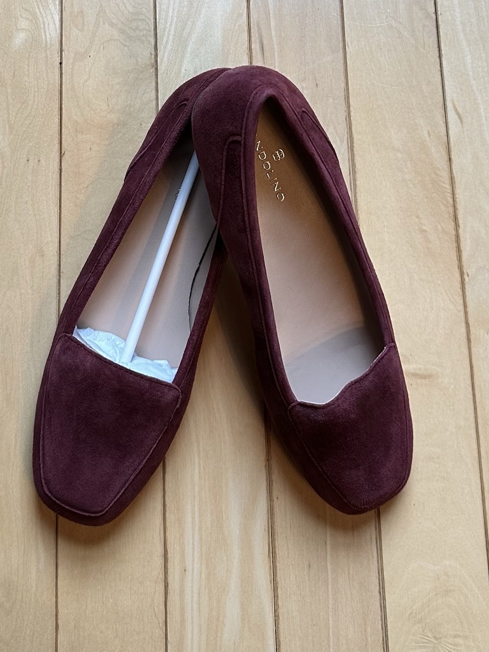 Bandolino Liberty Loafer in Rich Wine Suede; NWOB, Sz. US 6M/EU 36.5